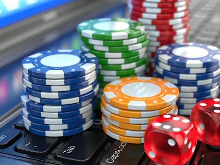 Why does the Online Casino industry continue to thrive?