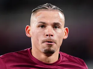 Which two PL clubs are 'battling' for Man City flop Phillips?