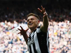 Barnes double inspires Newcastle to dramatic comeback win over West Ham