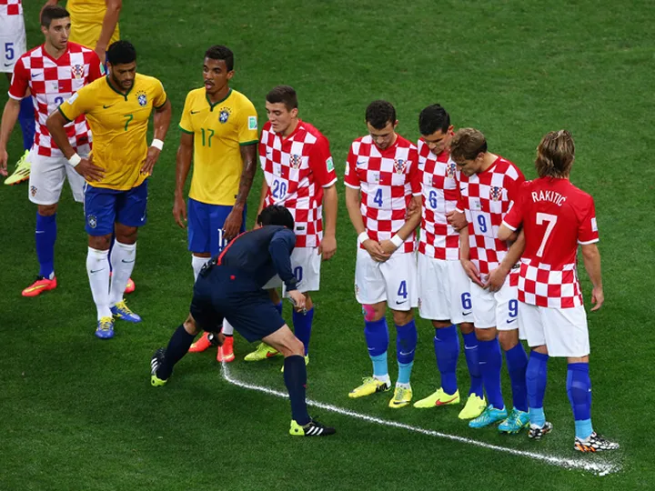 La Liga to implement vanishing spray?