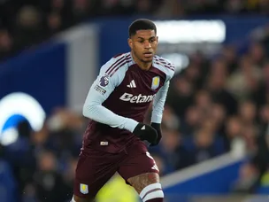 Rashford revival continues as Villa soar above Seagulls