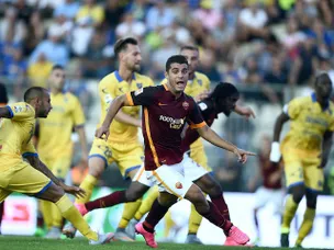 Roma see off Frosinone to stay unbeaten
