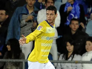 Vazquez given league debut for Swansea