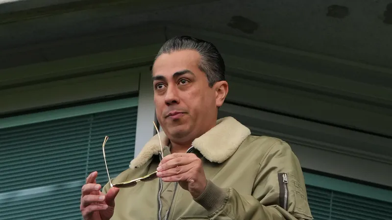 Club legend expects "another yes man" at Chelsea, name-checks top contender