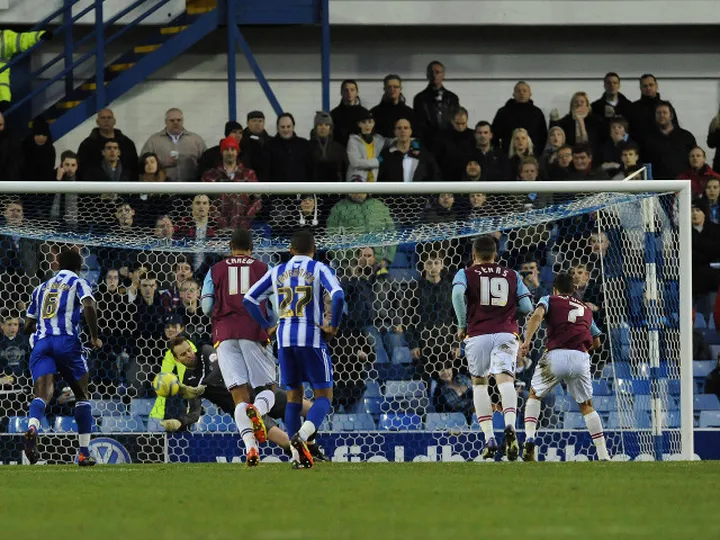 Weaver considers his future at Wednesday