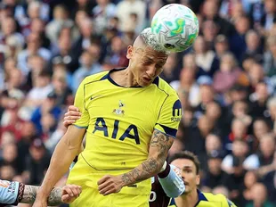 Richarlison equals PL record as Spurs' Villa win sees club climb above Hammers