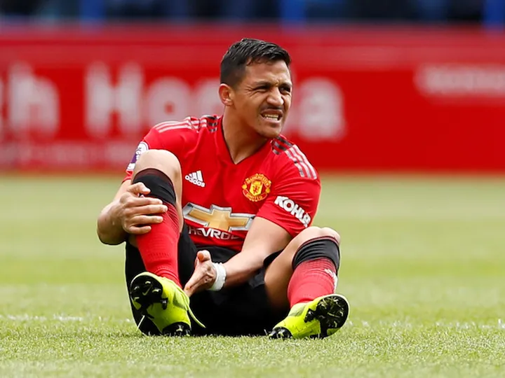 Man United injury, suspension list vs. Cardiff