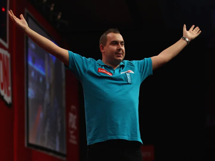 Huybrechts ends Adams run at Grand Slam of Darts