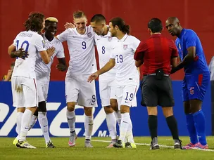 Klinsmann praises "hungry" Dempsey