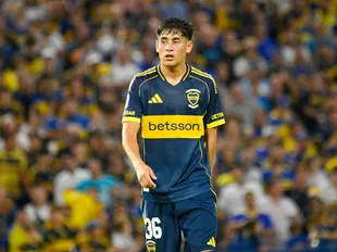Chelsea plot 'January swoop' for Boca Juniors gem dubbed 'the new Messi' with Strasbourg loan plan