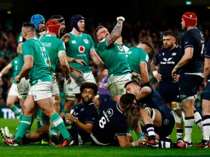 Ireland retain Six Nations title with victory over Scotland
