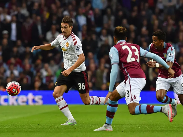 Adnan Januzaj strike gives United lead