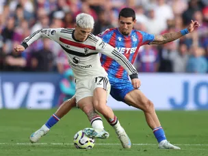 Man United bidding to avoid ending 42-year streak in Palace game