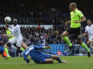Brighton score late to beat Leeds United