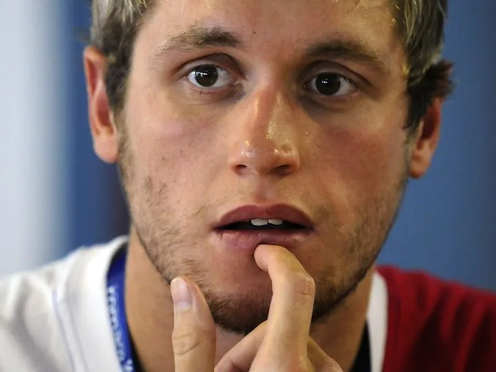 Davies retires from swimming