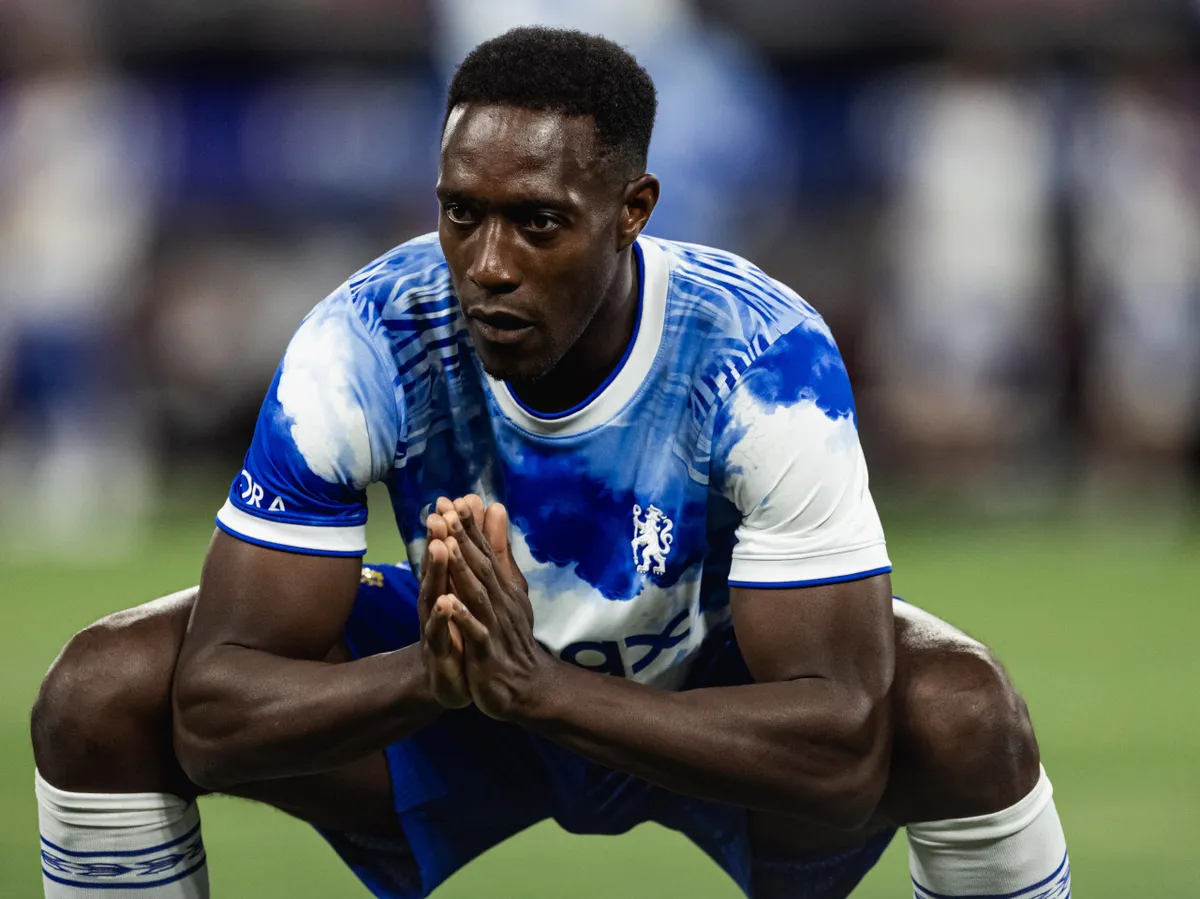 Chelsea injury news: Danny Welbeck update as Xabi Alonso reveals whether forward is in contention for Fulham game