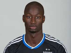 Early Opara strike enough for Sporting