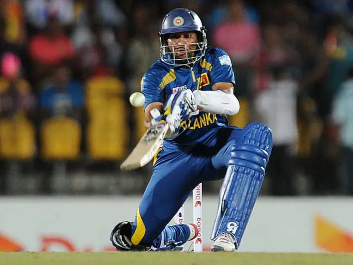 Sri Lanka through to World T20 semis