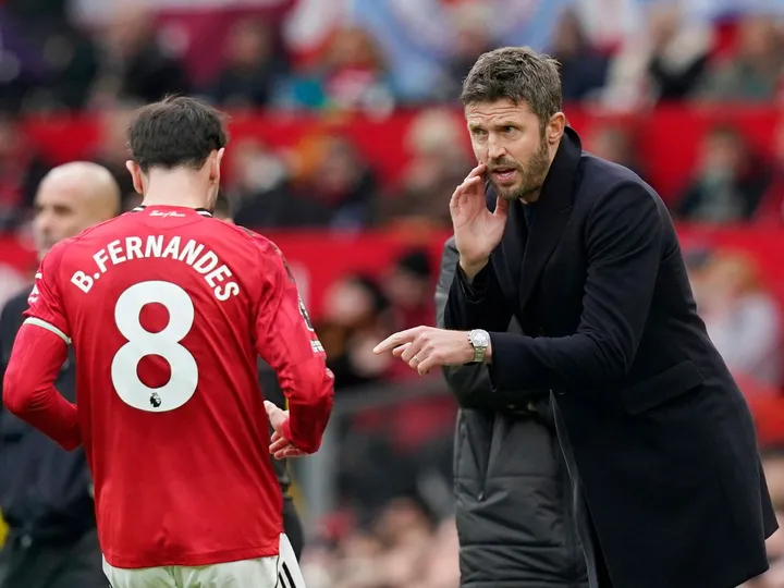 Keane claims Carrick lacks "football knowledge' to win trophies at Man Utd