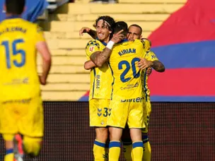 Fabio Silva strikes gold to stun Barcelona as Real Madrid receive title boost