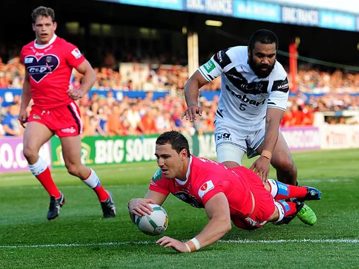 Wakefield ease past Widnes