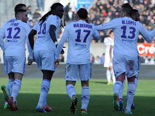 Gomis wins it for Lyon