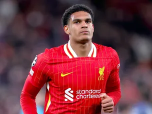 Problems mounting at right-back: Predicted Liverpool lineup vs. Everton