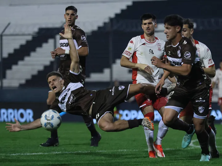 Platense vs. Velez Sarsfield - prediction, team news, lineups