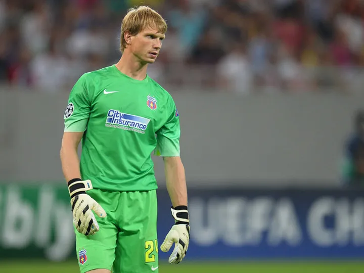 Watford sign Giedrius Arlauskis