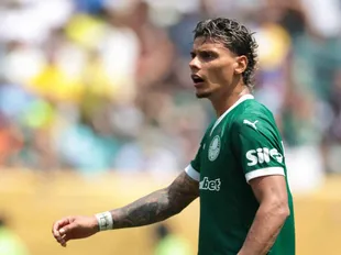 Wolves, Forest 'formalise' offer for Palmeiras, remain as underdogs to European giant