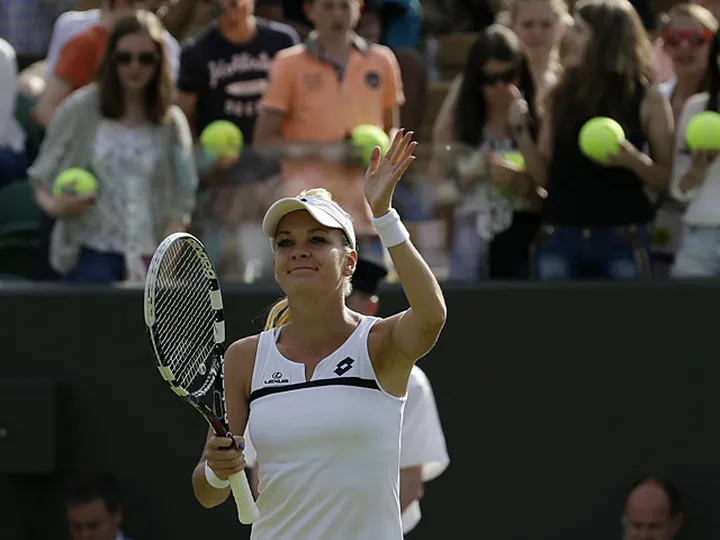 Radwanska into last eight