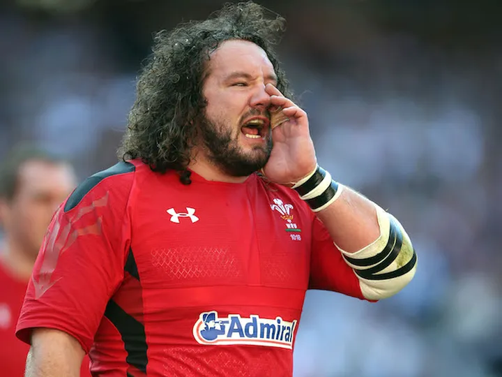 Adam Jones to retire from rugby