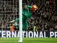 De Gea heroics help Man Utd extend winning run