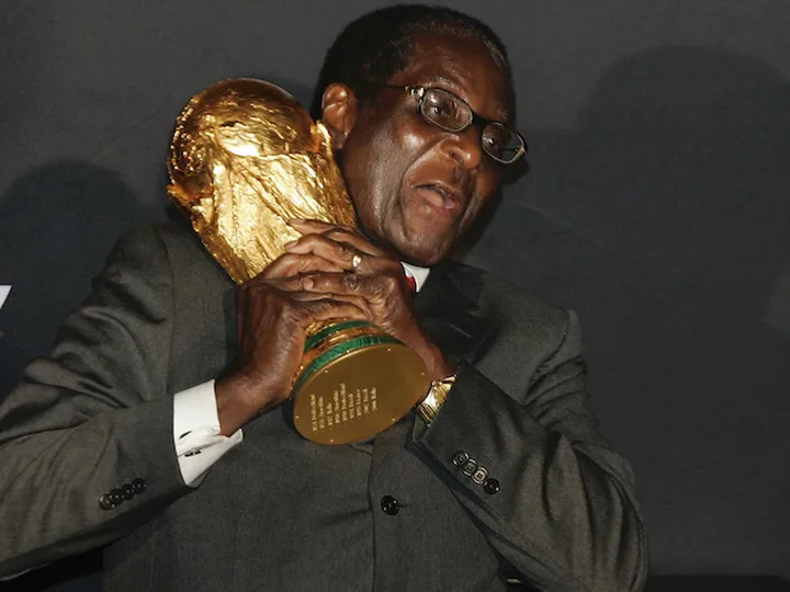 Andy Flower hopeful for Zimbabwe's future after Robert Mugabe's death