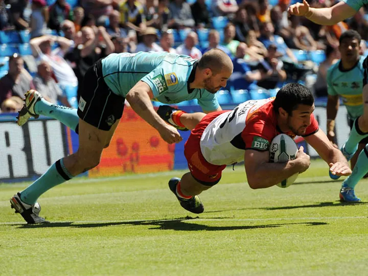 Catalans thrash Broncos