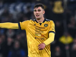 Arsenal, Liverpool to battle for 'Â£25m-rated' Serie A striker