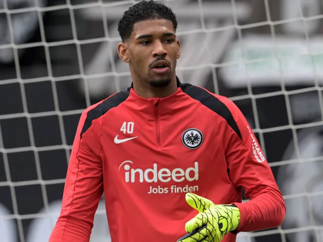 Eintracht Frankfurt's Kaua Santos pictured on April 13, 2025