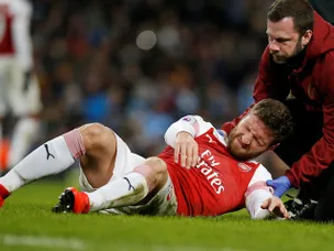 Unai Emery leaps to defence of under-fire Mustafi