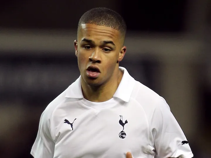 Palace hand trial to former Spurs midfielder