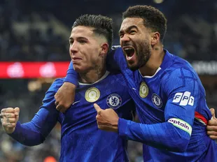 McFarlane magic! Managerless Chelsea strike last-gasp leveller to deny City