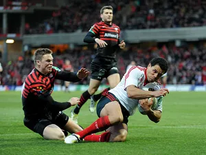 Munsters' Doug Howlett scores his team's first try on December 16, 2012