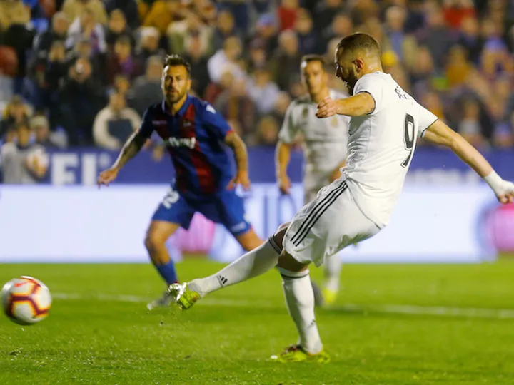 Karim Benzema's record vs. Barcelona
