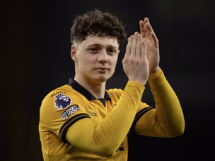 Which two PL clubs are 'rivalling' Leeds in pursuit of Wolves star Krejci?