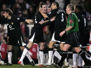 OTD: Tempers flare between Arsenal, Man United