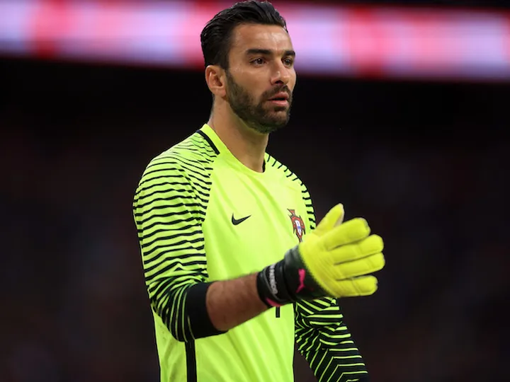 Wolves to hijack Rui Patricio move?