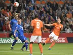 Half-Time Report: Netherlands a man down against Iceland