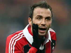 Pazzini steers Milan to win