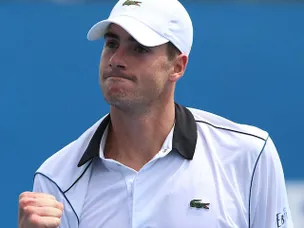 John Isner makes light work of Go Soeda