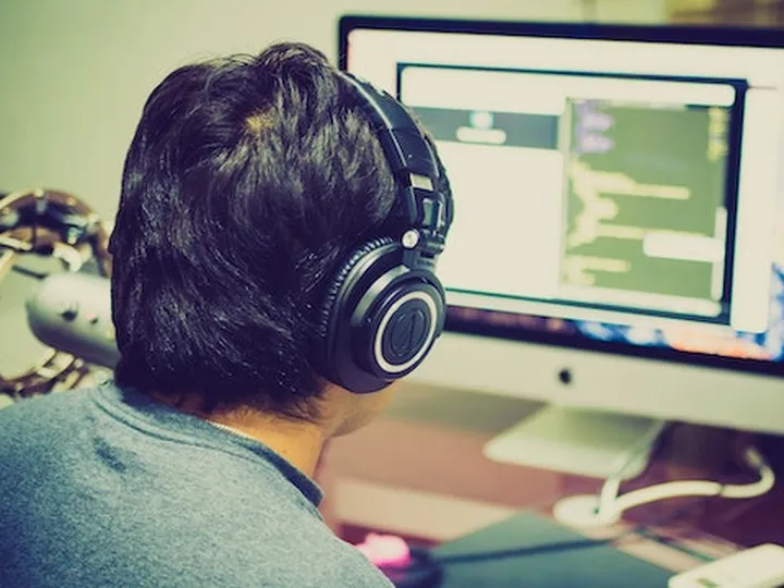 Popular eSports Twitch streams to watch