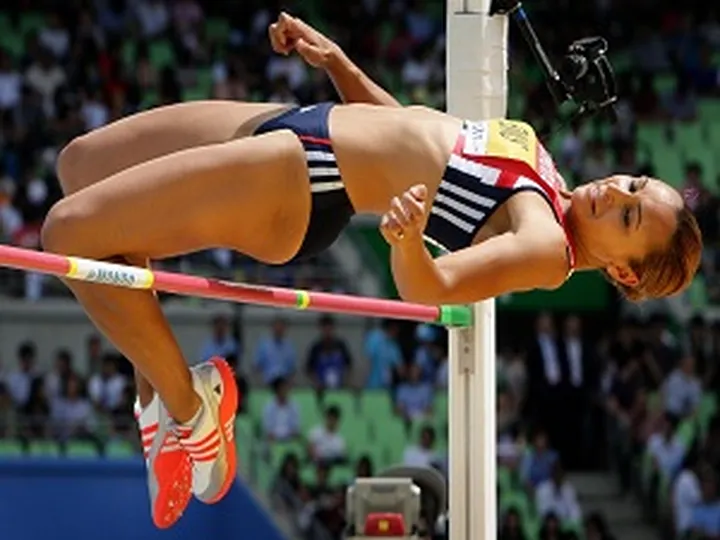 Jessica Ennis leads overnight